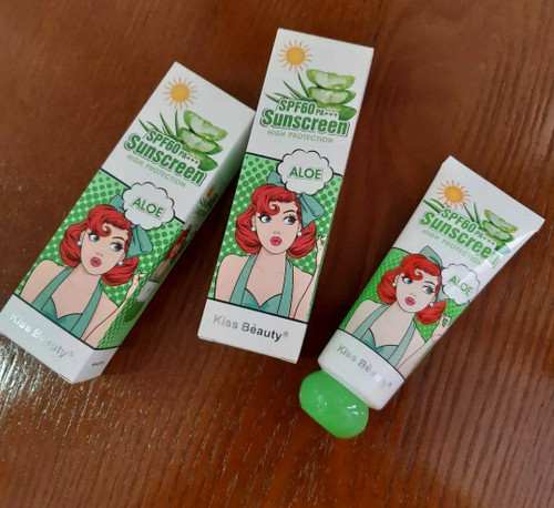 کرم ضدآفتاب رنگی کرم پودری حجم ۷۵ میل spf 60